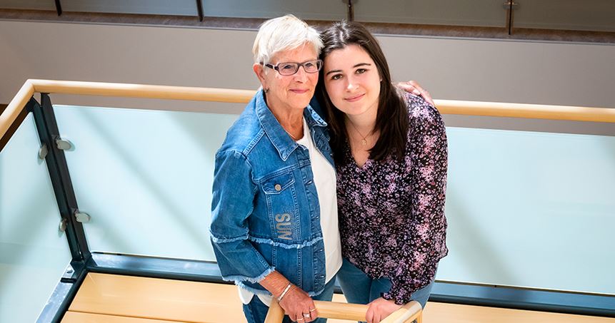 Truus (76) en Isa (23)